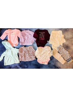 Infant girls 0-4 month long sleeves and pants